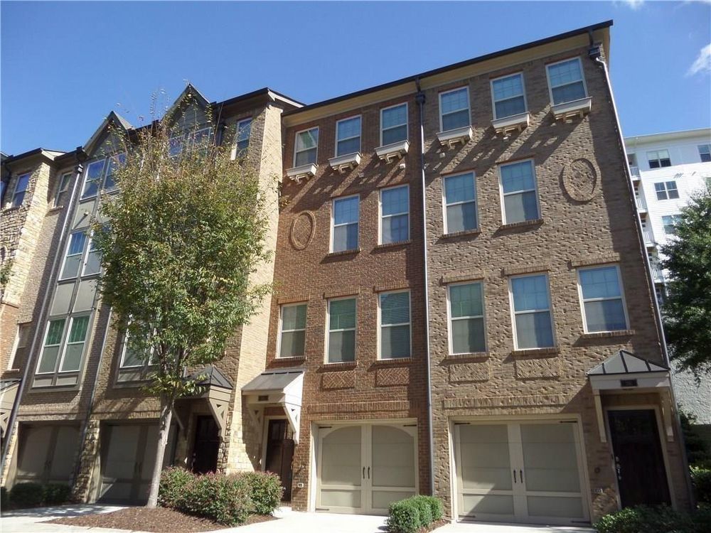 Rare 2 bed 2.5 bath Townhome located in Midtown property image