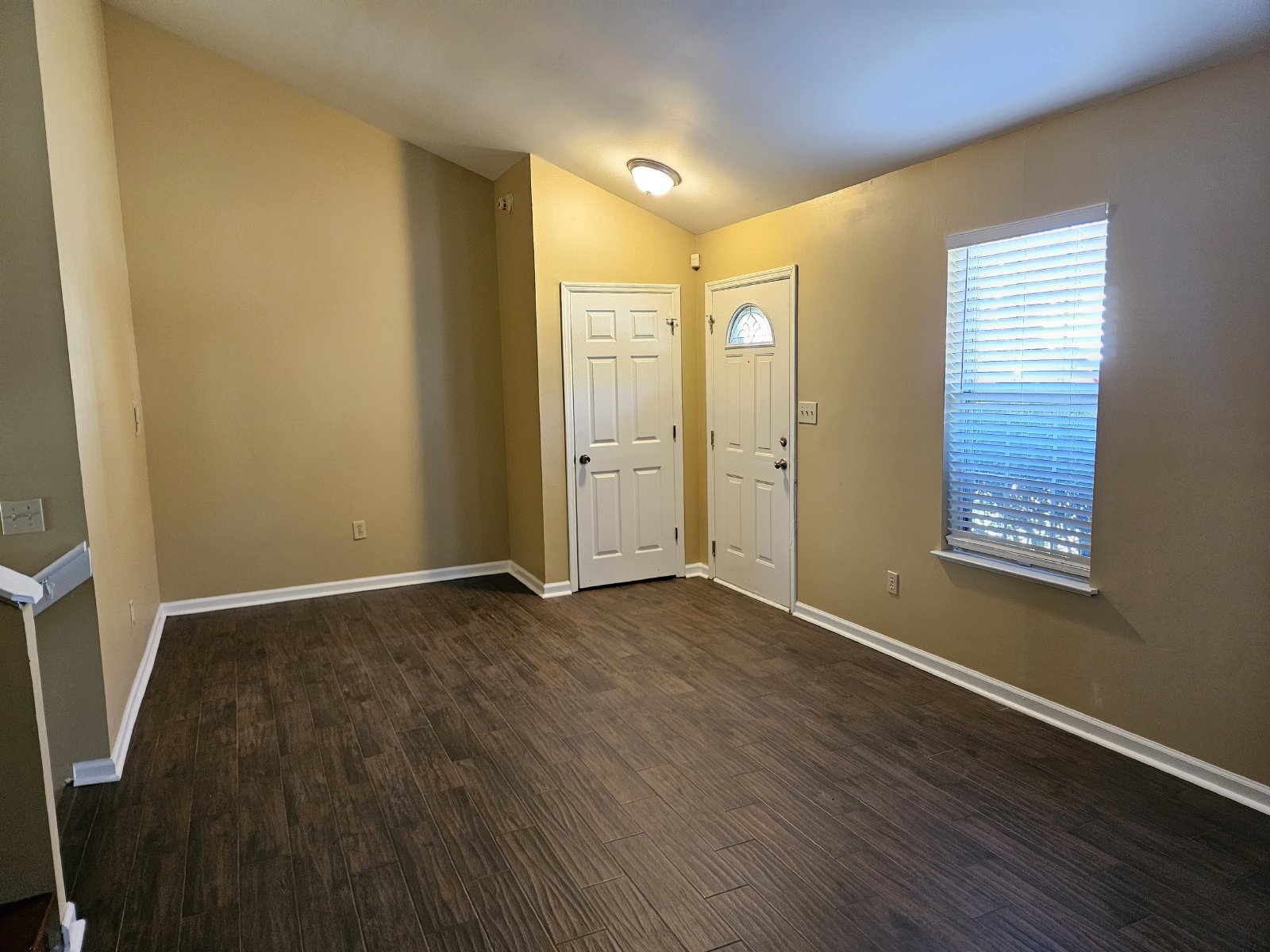 Renovated 2 bed 2.5 condo located in Marietta property image