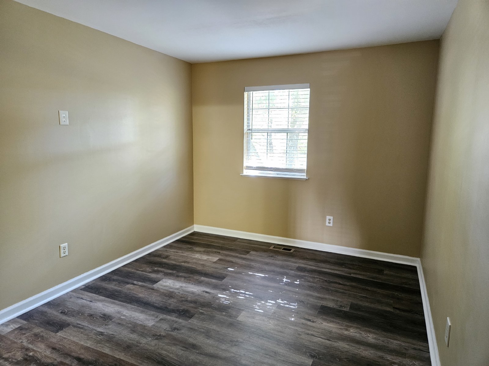 Renovated 2 bed 2.5 condo located in Marietta property image